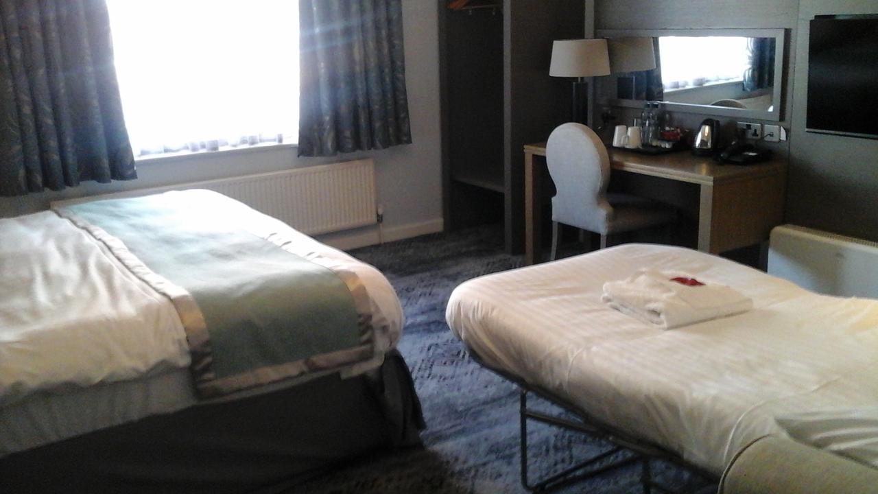 The Portland Hotel Wetherspoon Chesterfield Dış mekan fotoğraf